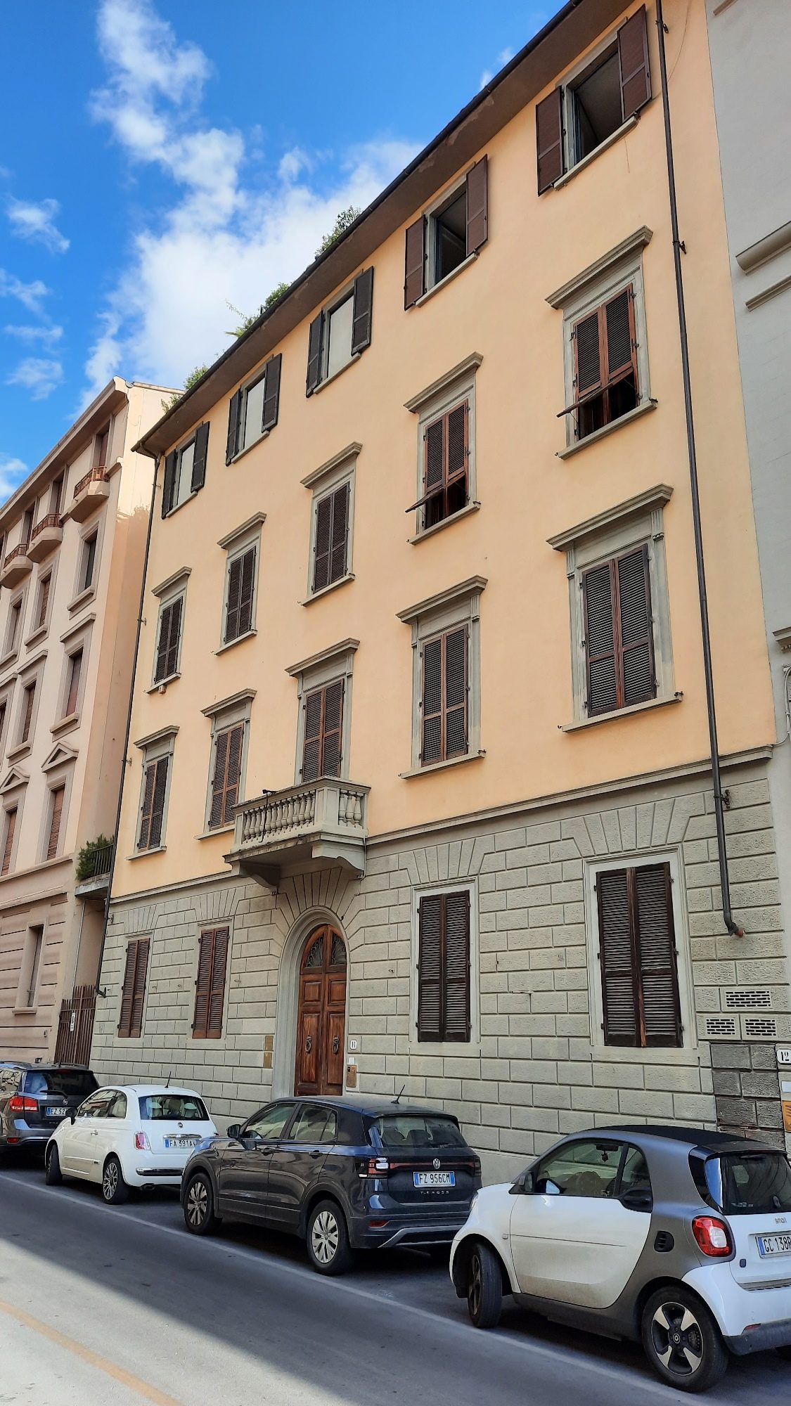 Ernestina Paper's consulting rooms, Florence - 01.jpg